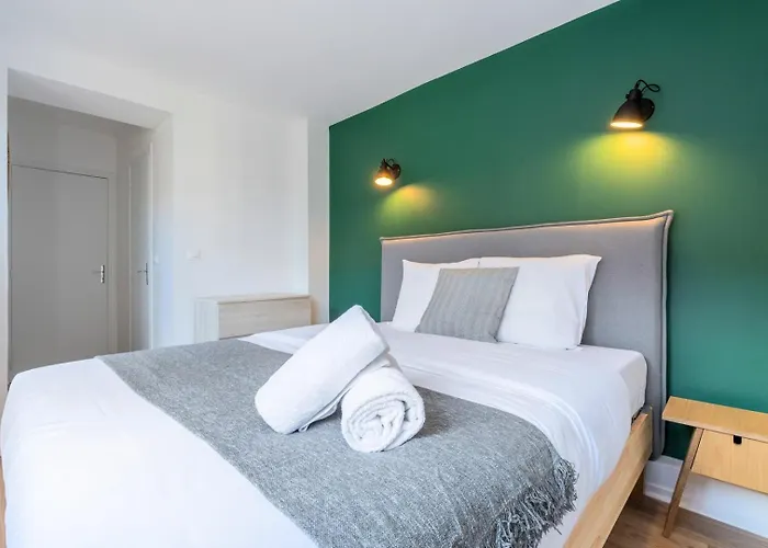 One-Bedroom Apartment In Old Lille
